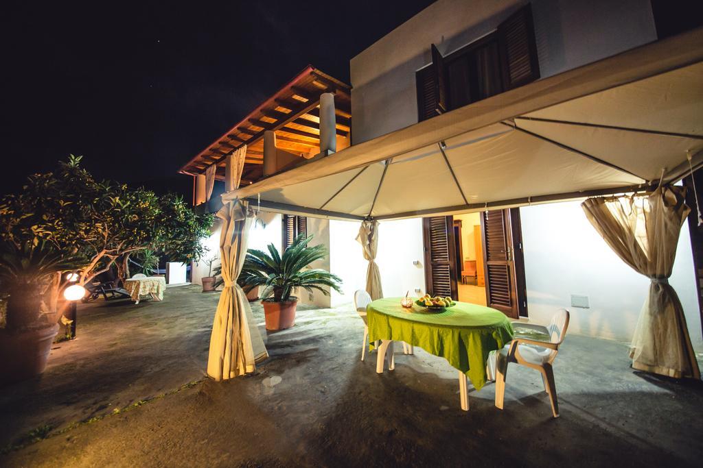 Bed and Breakfast Casa Papiro Città di Lipari Esterno foto
