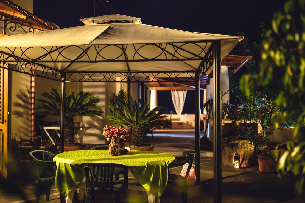 Bed and Breakfast Casa Papiro Città di Lipari Esterno foto