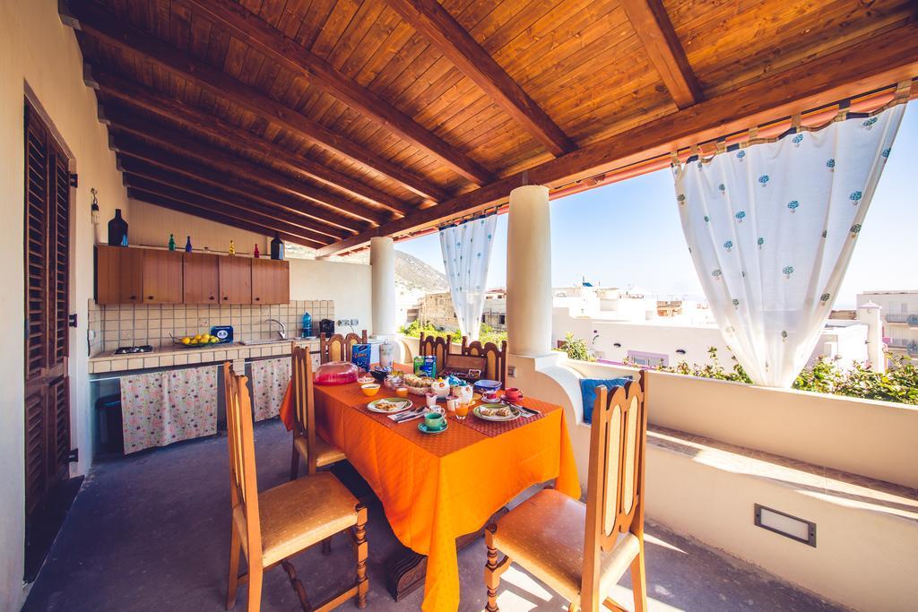 Bed and Breakfast Casa Papiro Città di Lipari Esterno foto