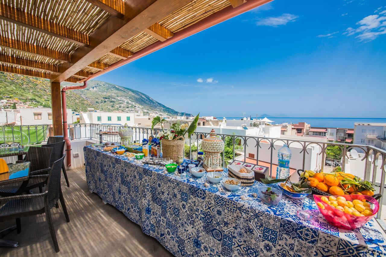 Bed and Breakfast Casa Papiro Città di Lipari Esterno foto